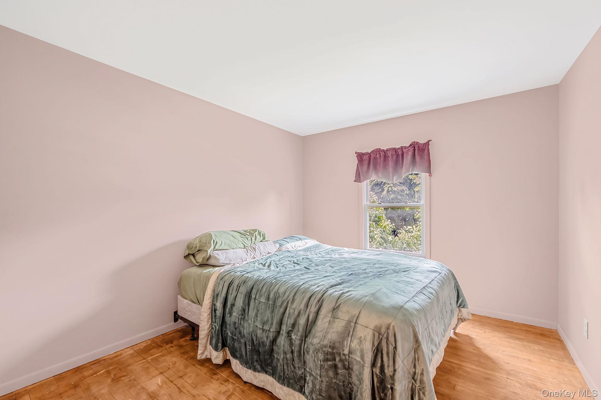 107 W Farm Drive – For Sale photo 14
