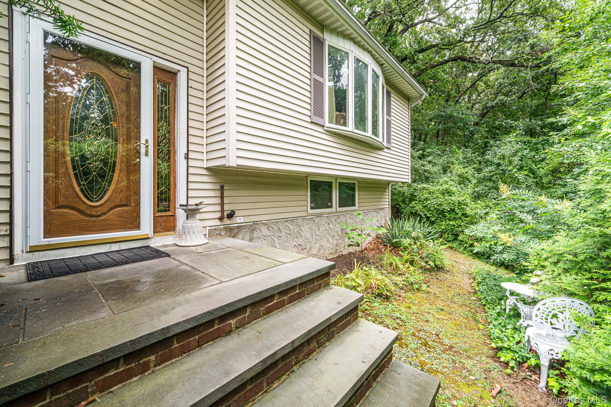 107 W Farm Drive – For Sale photo 4