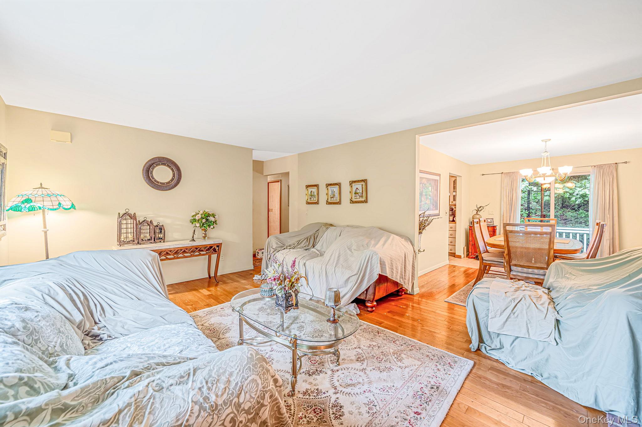107 W Farm Drive – For Sale photo 8