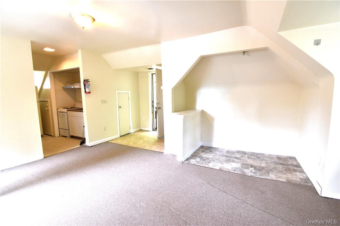 70 High Street, Unit 5 photo 4