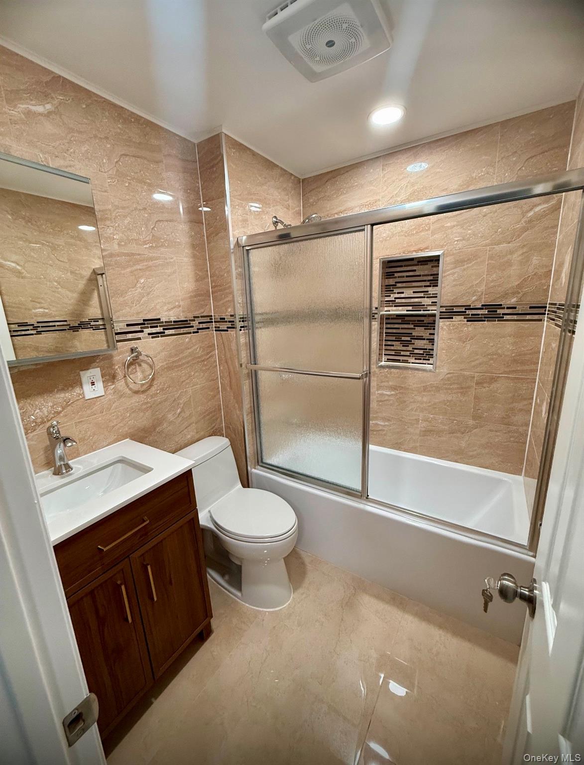 421 Roquette Avenue – For Sale photo 22