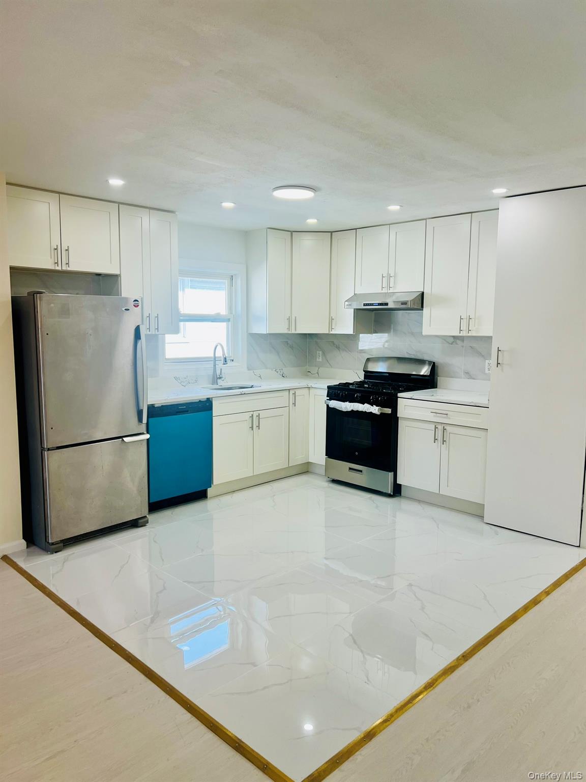 146-18 25th Drive – For Rent