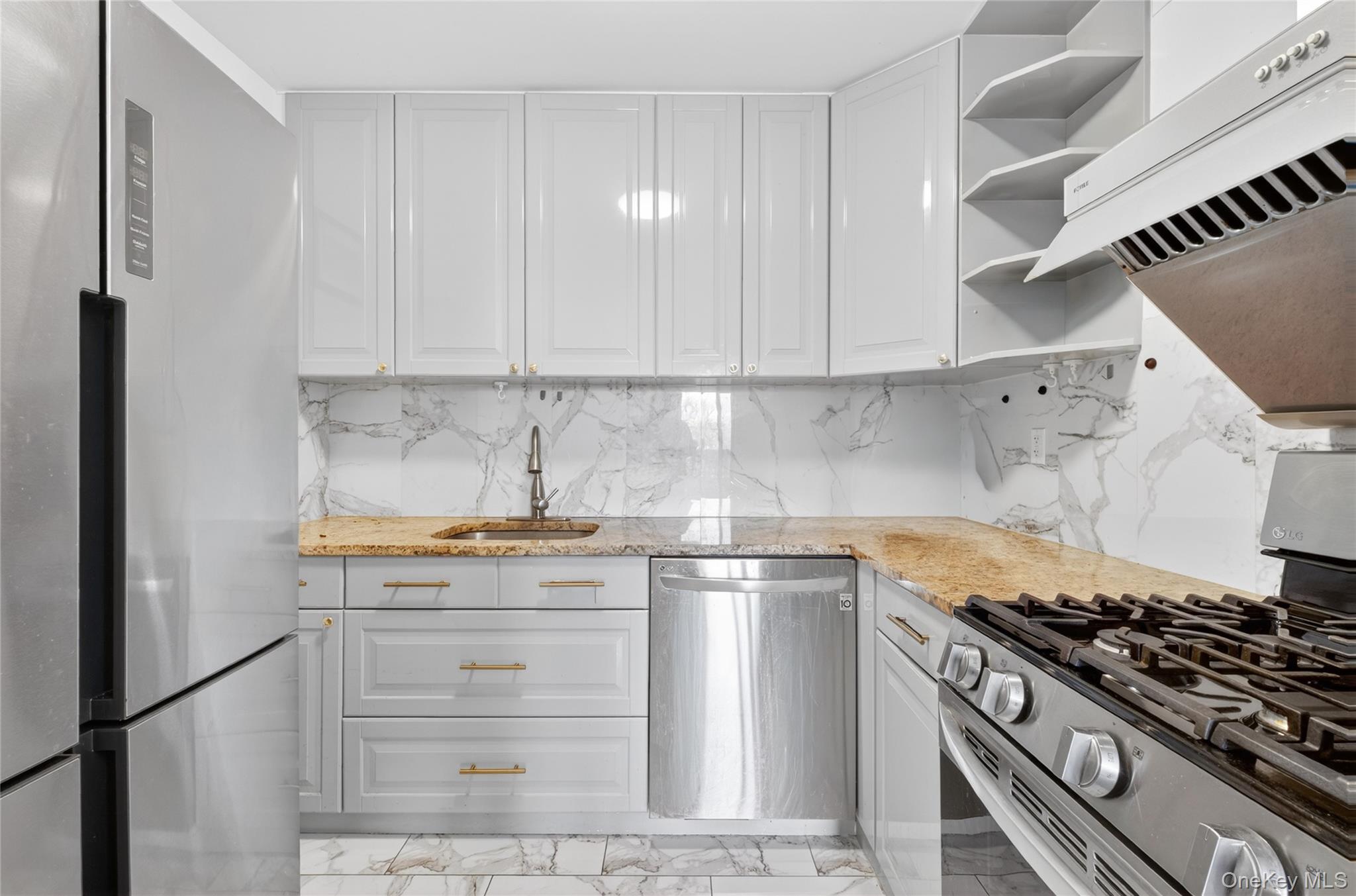 550 115th Street, Unit 550D photo 4