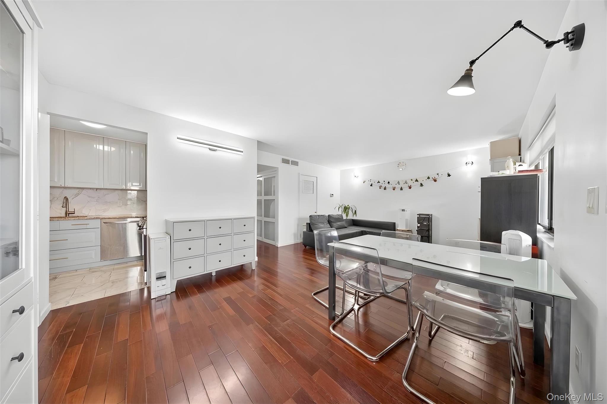 550 115th Street, Unit 550D photo 3