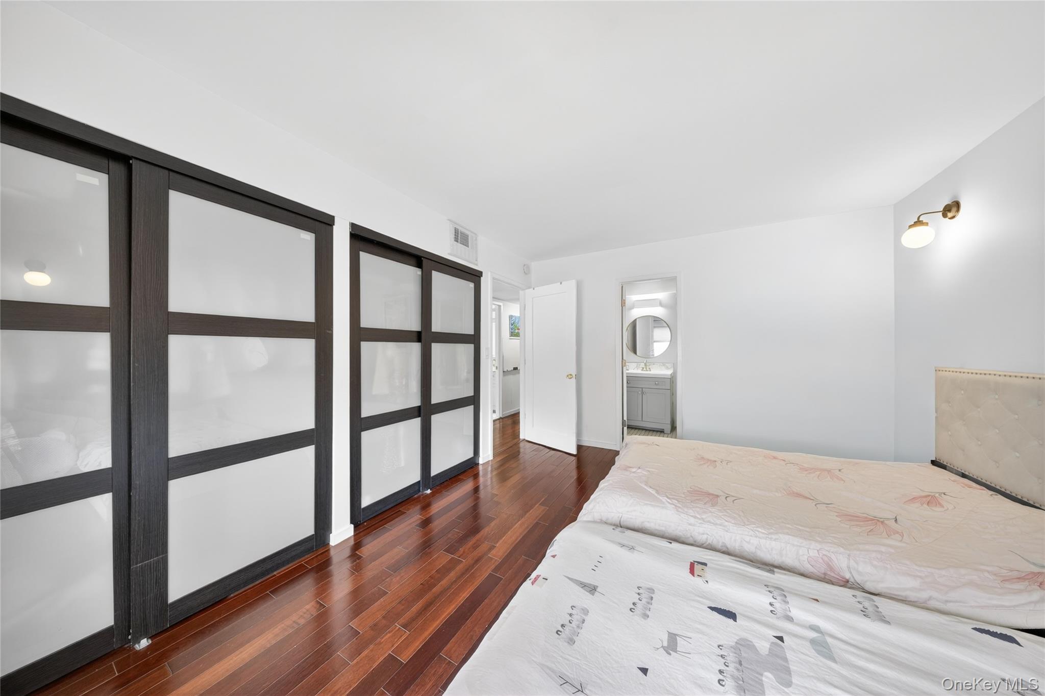 550 115th Street, Unit 550D photo 9