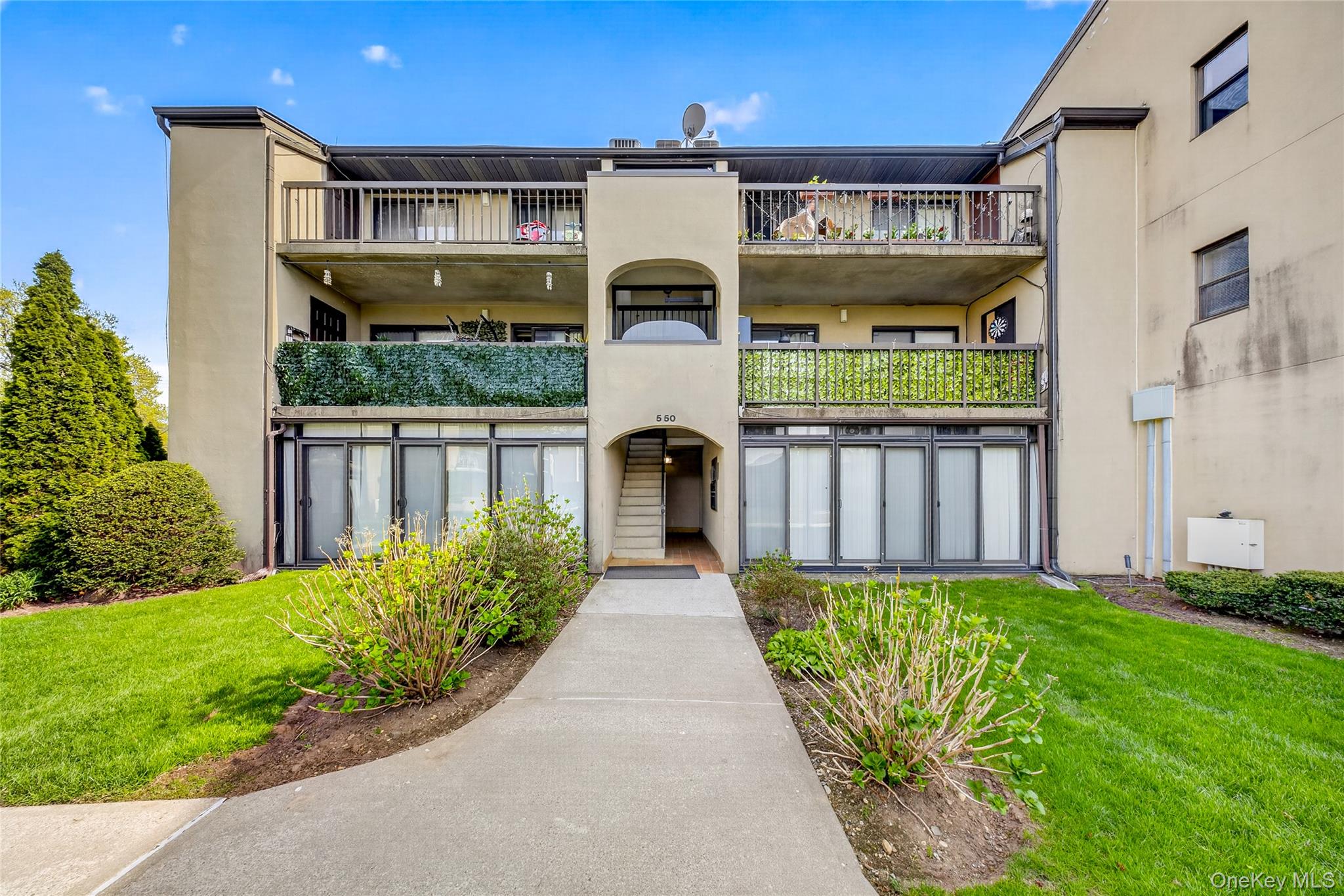 550 115th Street, Unit 550D photo 14