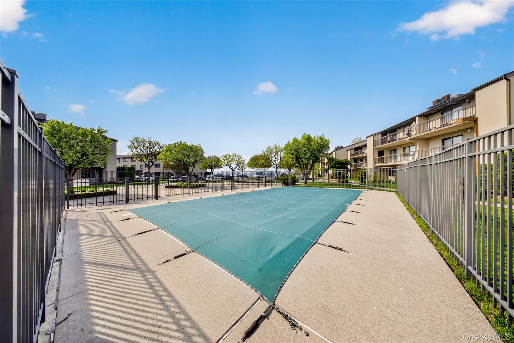 550 115th Street, Unit 550D photo 13