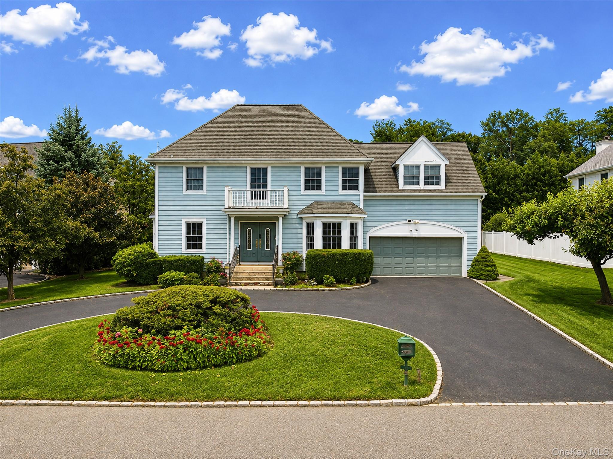 14 Mackay Way – For Sale