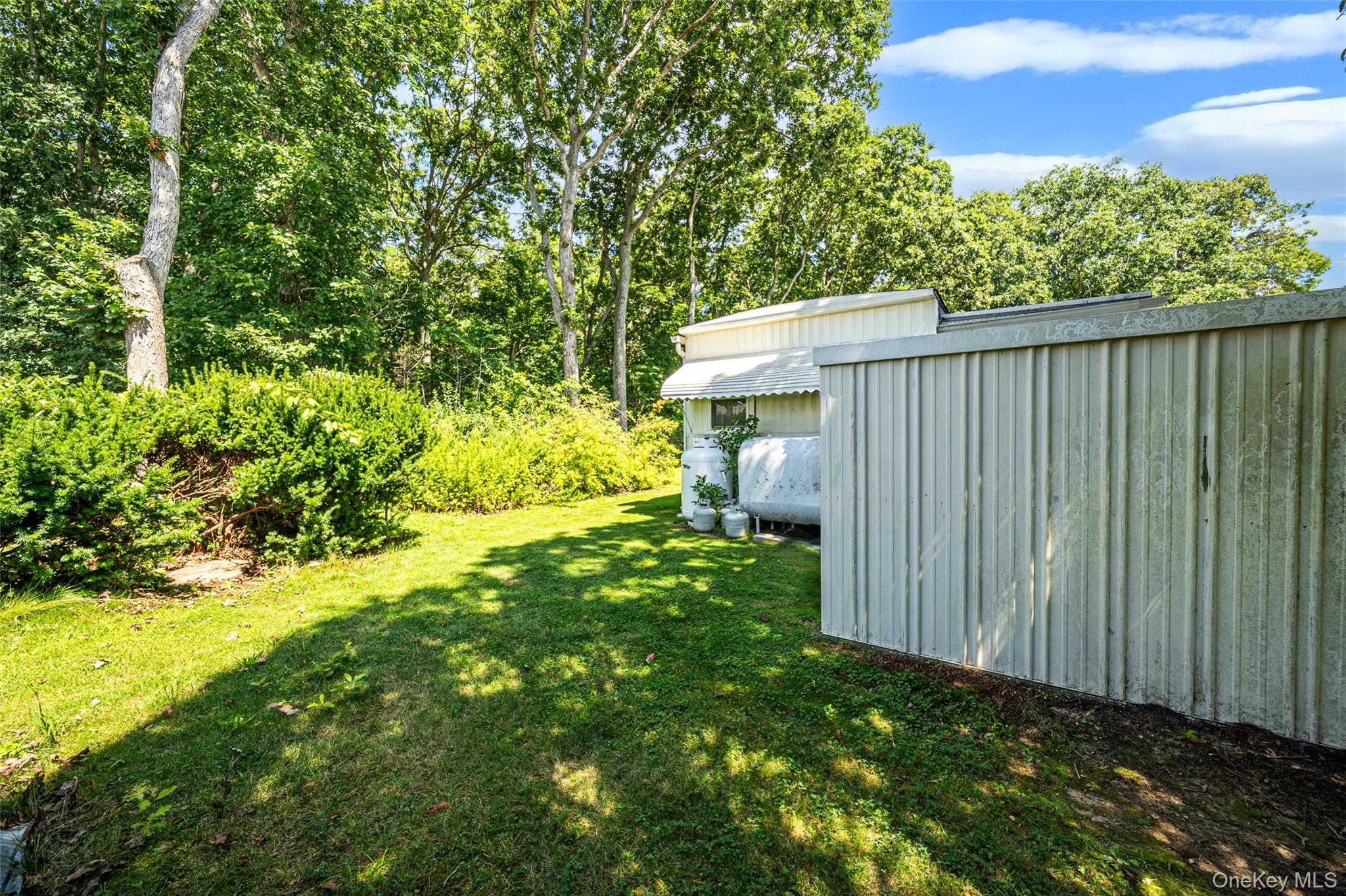 703 Fresh Pond Ave – For Sale photo 12