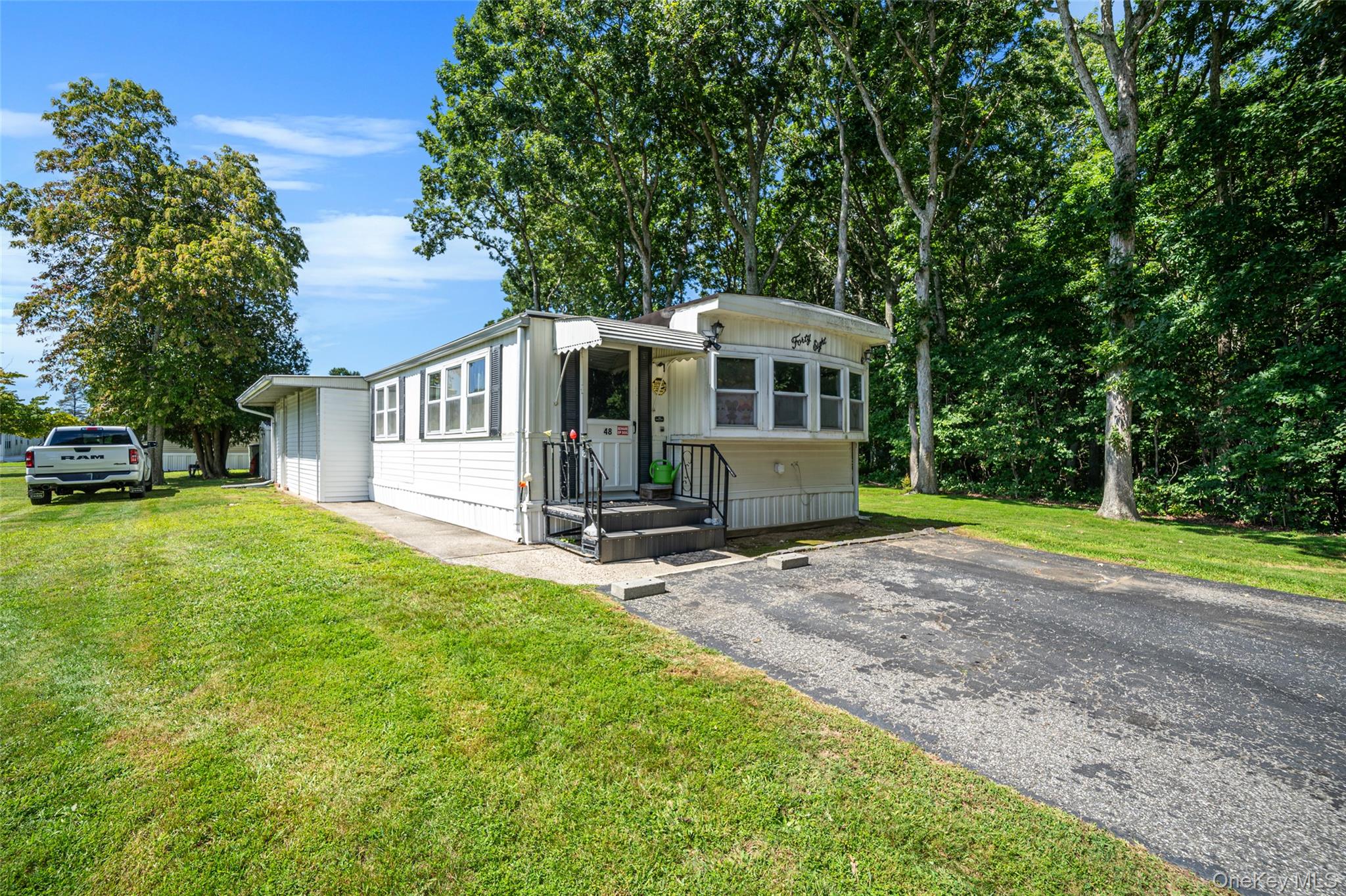 703 Fresh Pond Ave – For Sale photo 9
