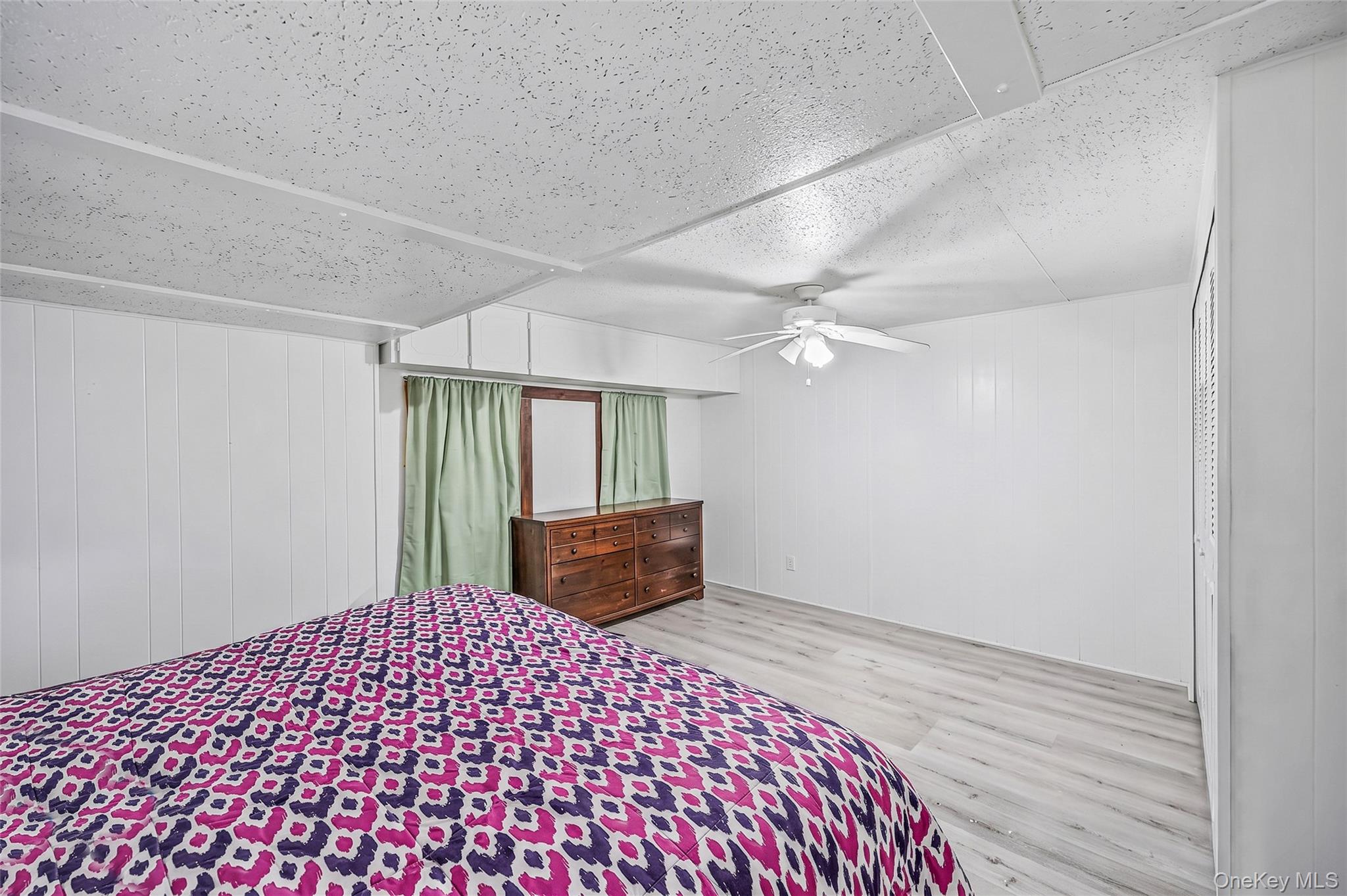 703 Fresh Pond Ave – For Sale photo 4