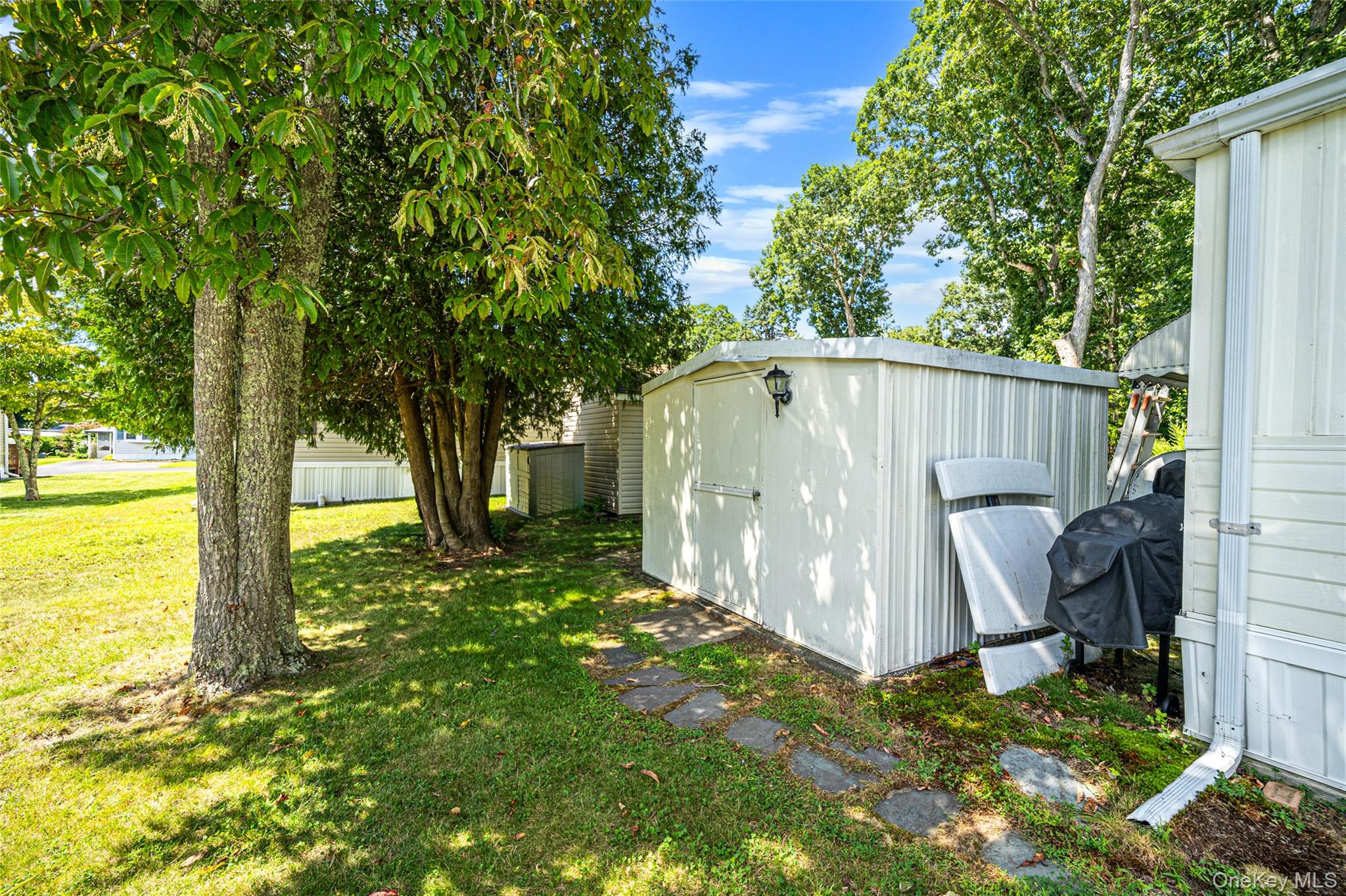 703 Fresh Pond Ave – For Sale photo 11