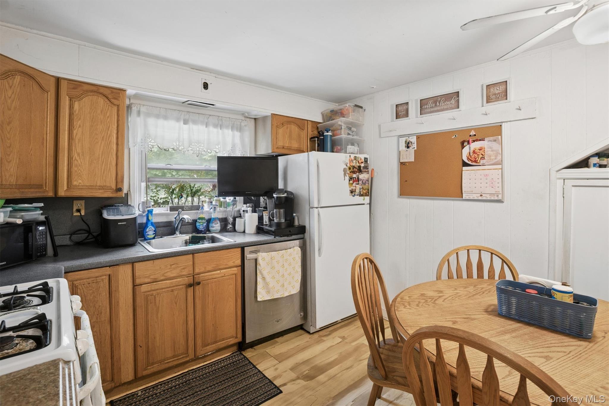 926 Lester Avenue – For Sale photo 12