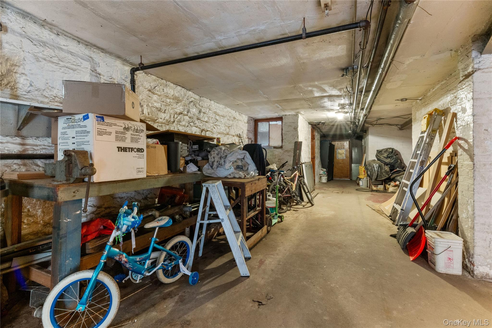 1822 Putnam Avenue – For Sale photo 15