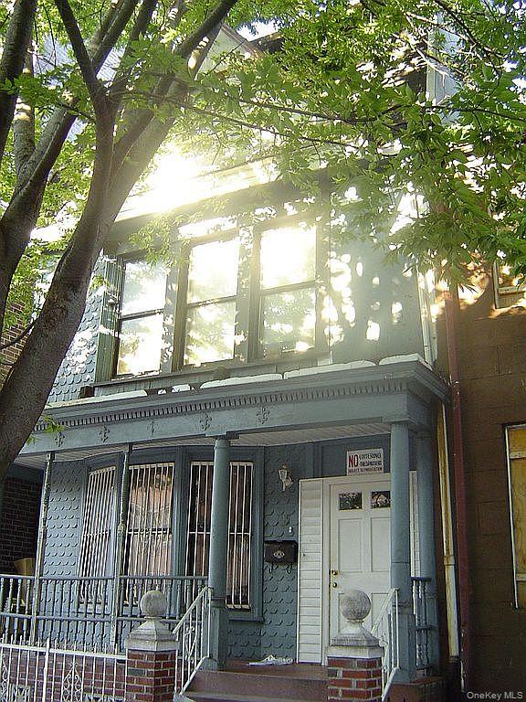 15 Irving Place – For Sale