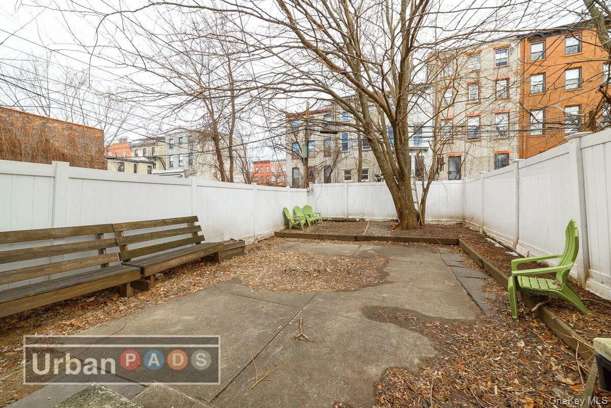 15 Irving Place – For Sale photo 17