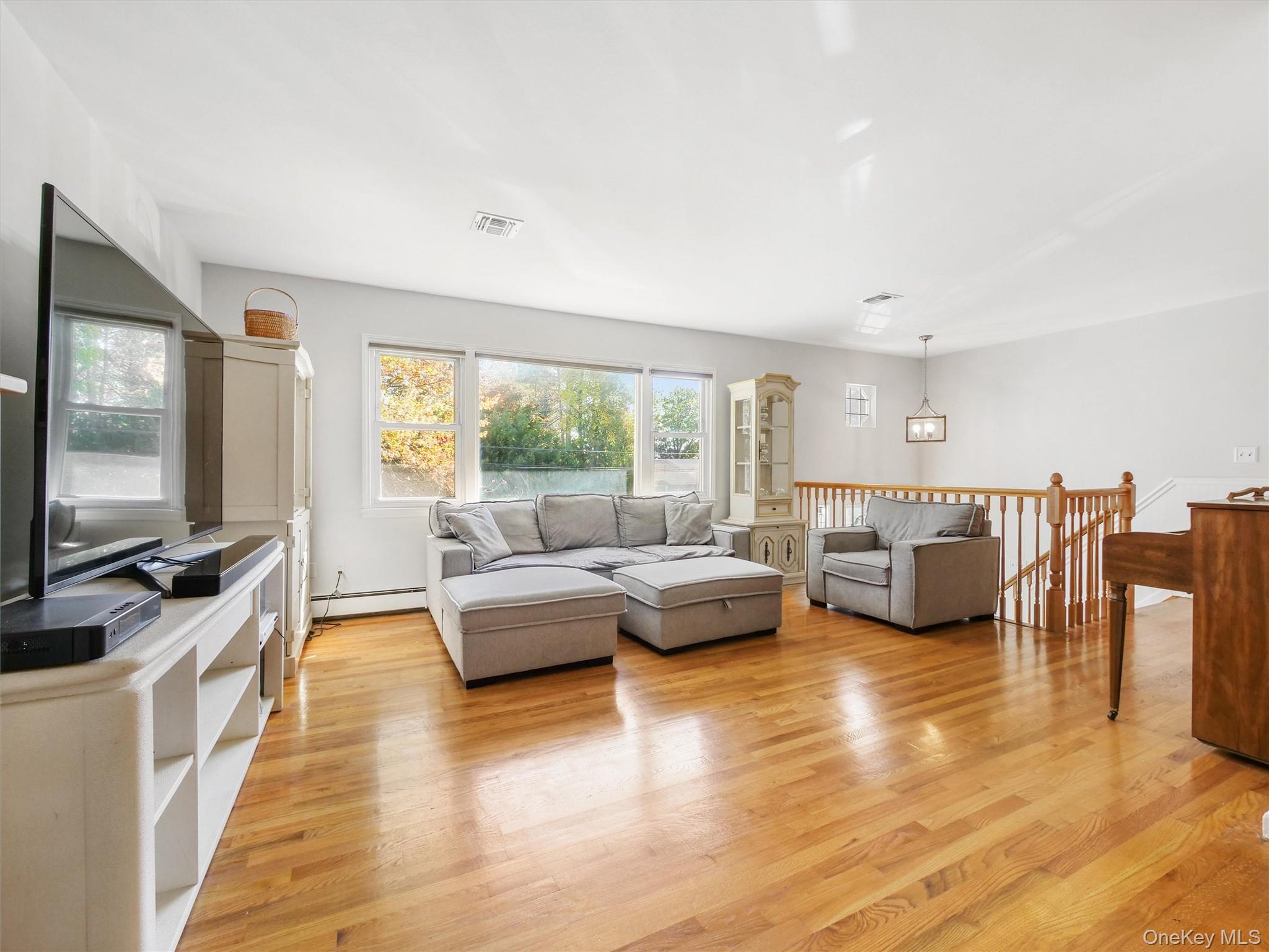 97 Grandview Avenue – For Sale photo 10