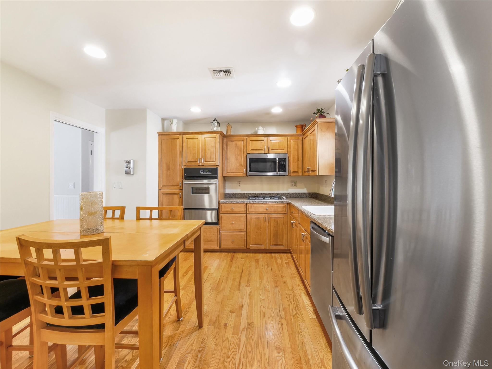 97 Grandview Avenue – For Sale photo 13