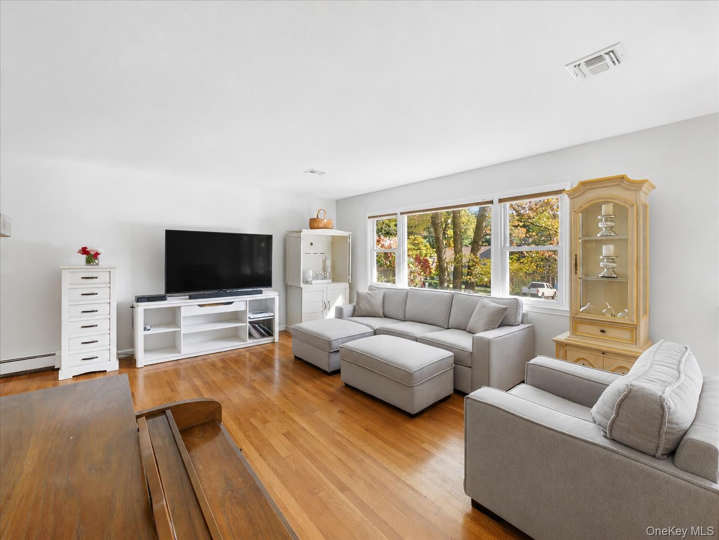 97 Grandview Avenue – For Sale photo 7