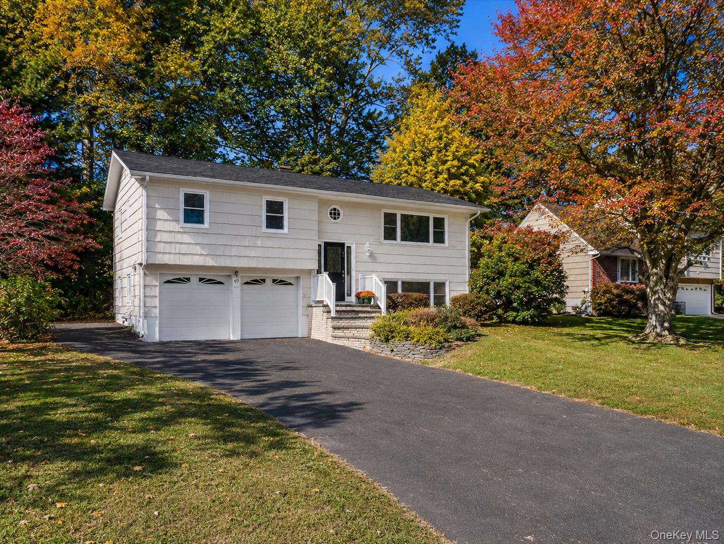 97 Grandview Avenue – For Sale photo 3