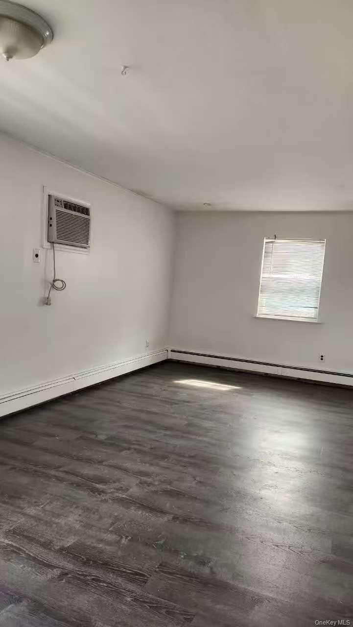 18-08 Murray St  2fl – For Rent photo 8