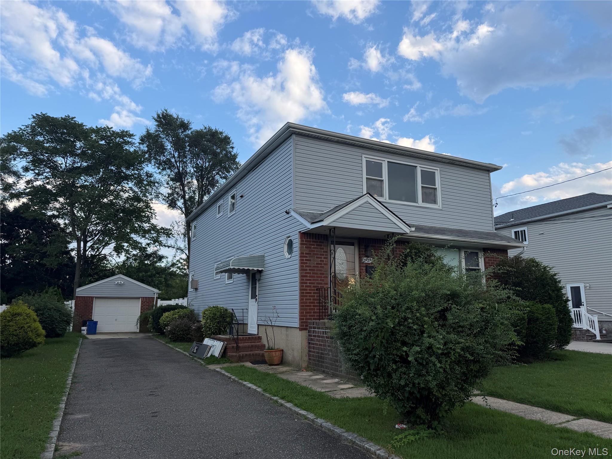 2829 Elm Street – For Sale photo 3