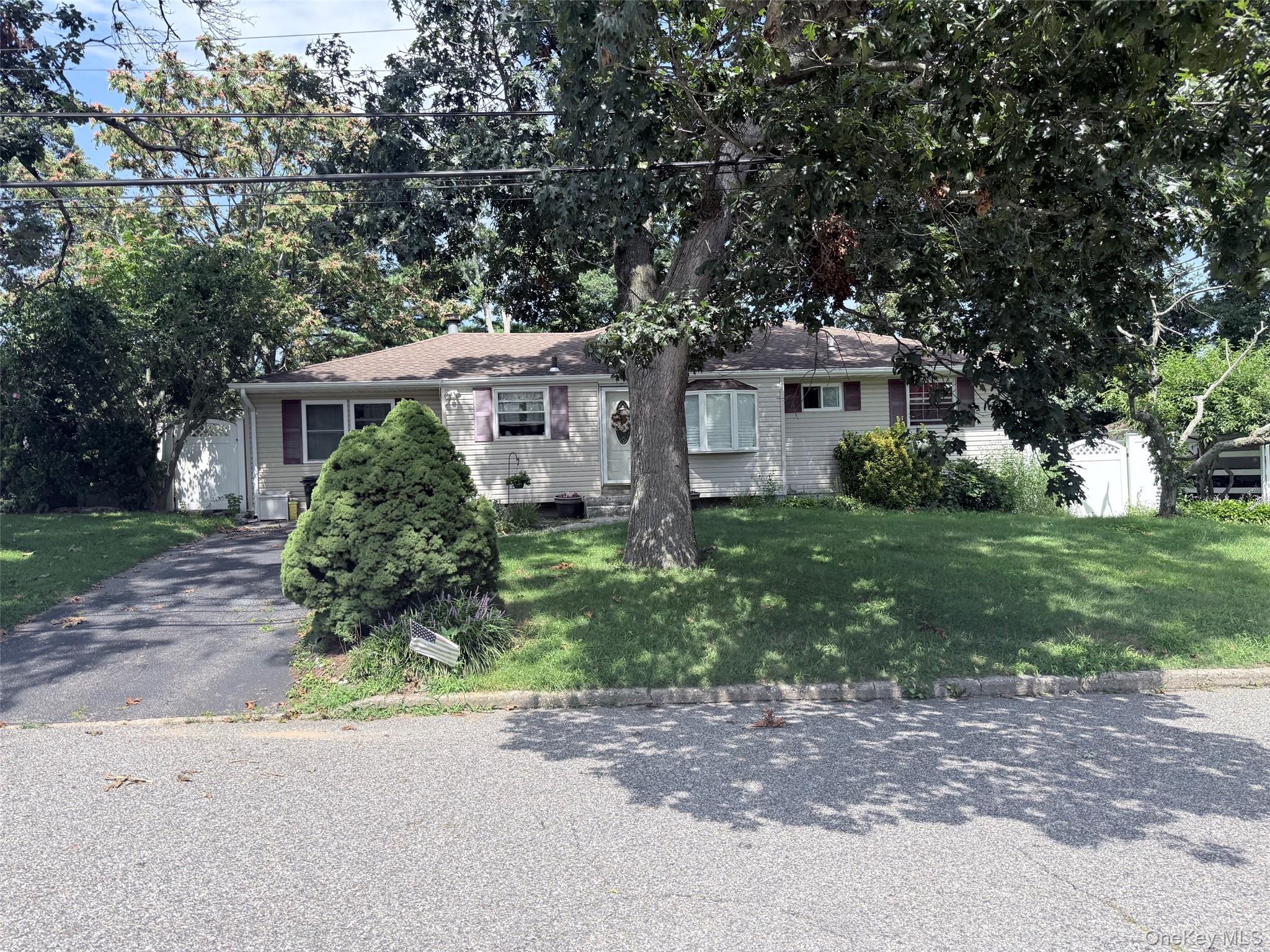 110 Tudor Road – For Sale photo 3