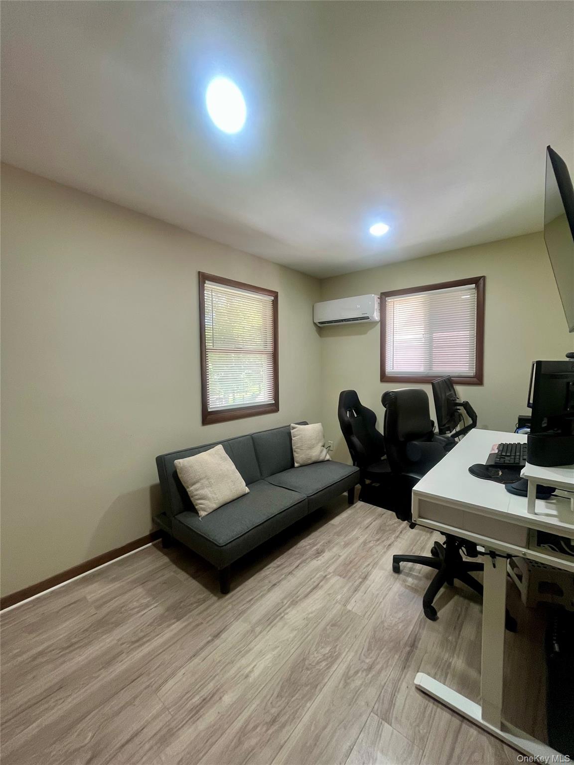 16 Maryland Avenue – For Rent photo 12