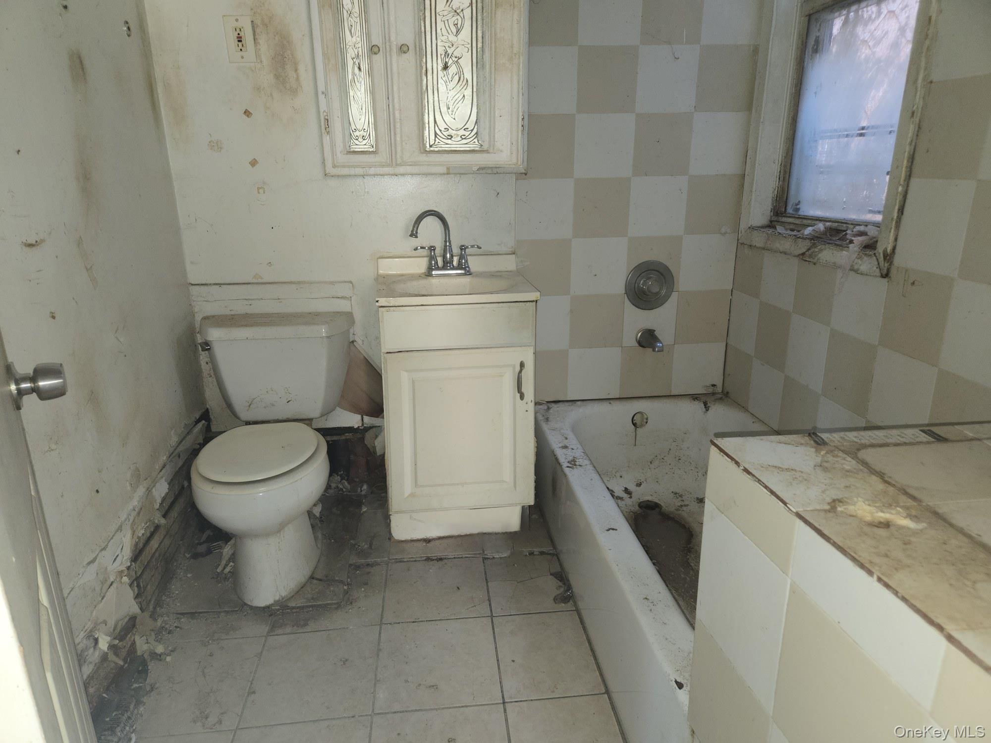 633 Baker Avenue – For Sale photo 26