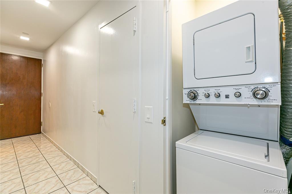 100 Great Neck Road, Unit 1A photo 14