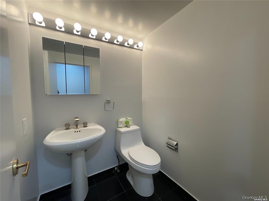 100 Great Neck Road, Unit 1A photo 15