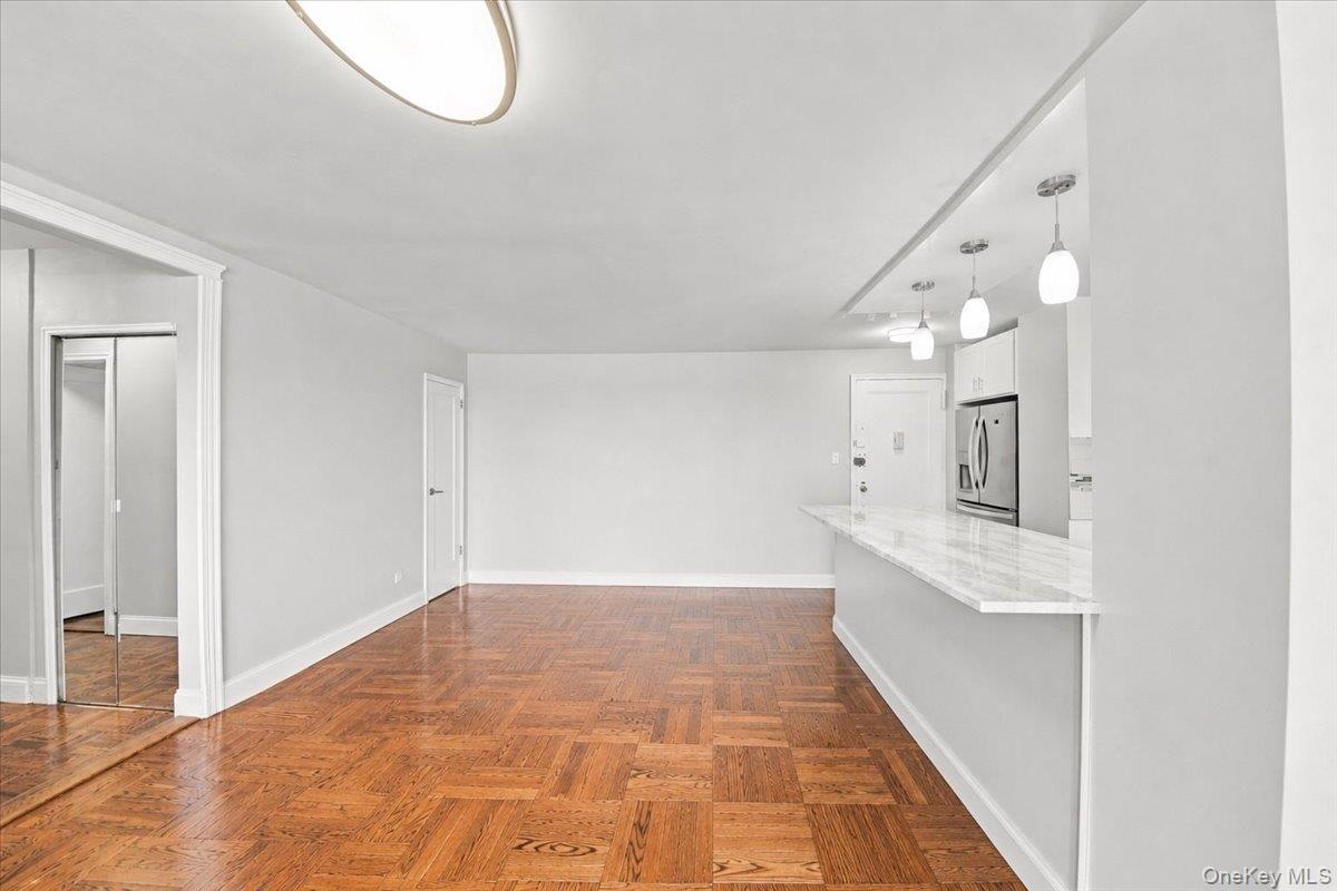 4525 Henry Hudson Parkway W, Unit B1212 photo 4