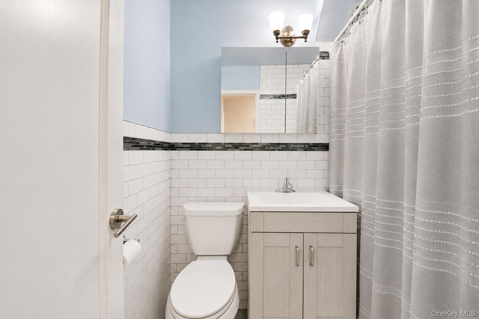 4525 Henry Hudson Parkway W, Unit B1212 photo 8
