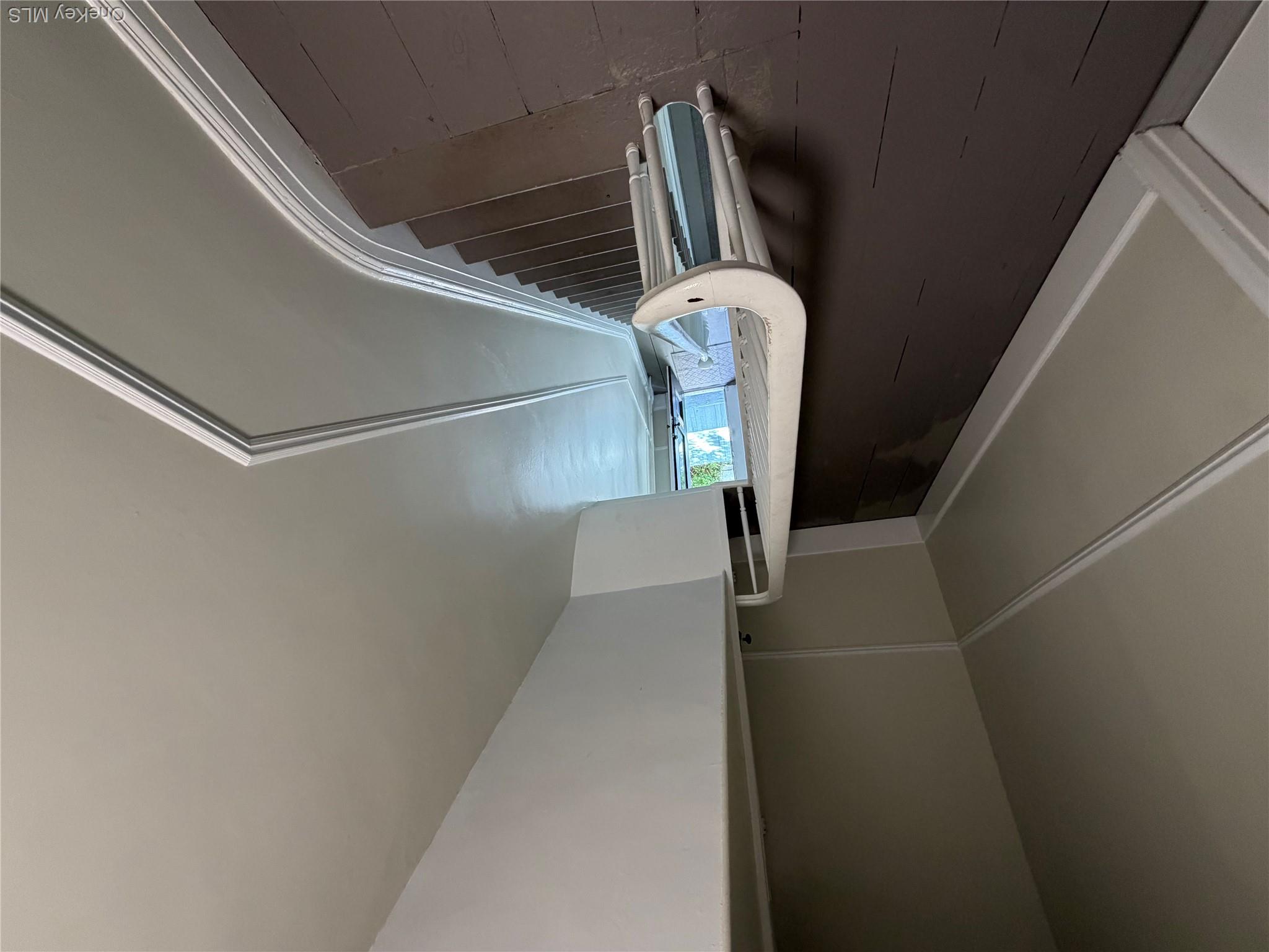 29 Delano Street, Unit 2 photo 3