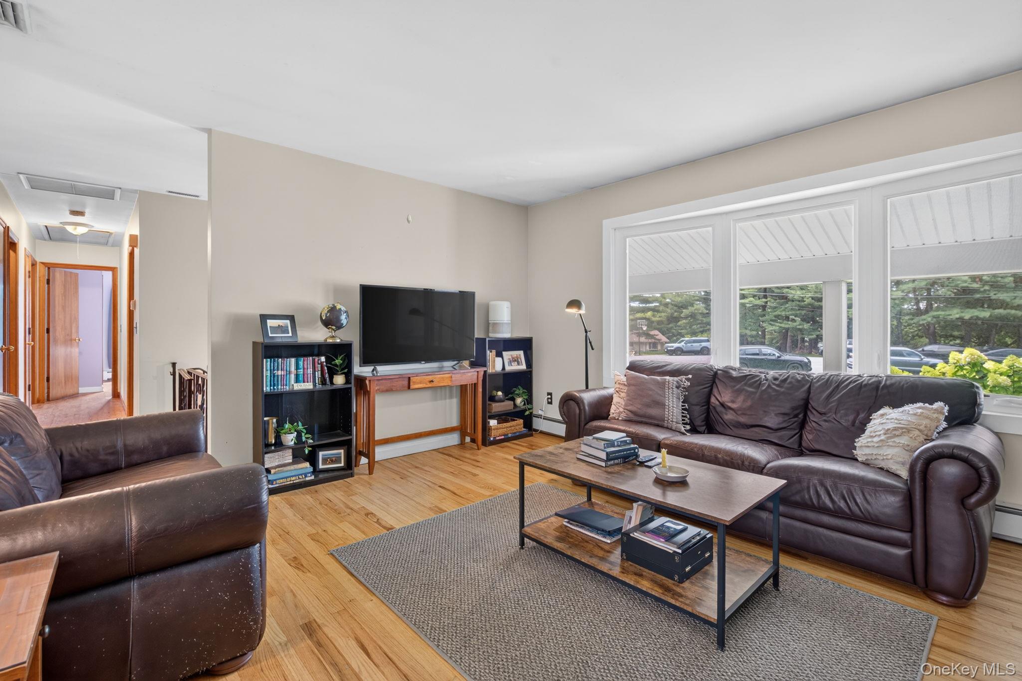 9 Debra Hill Road – For Sale photo 6