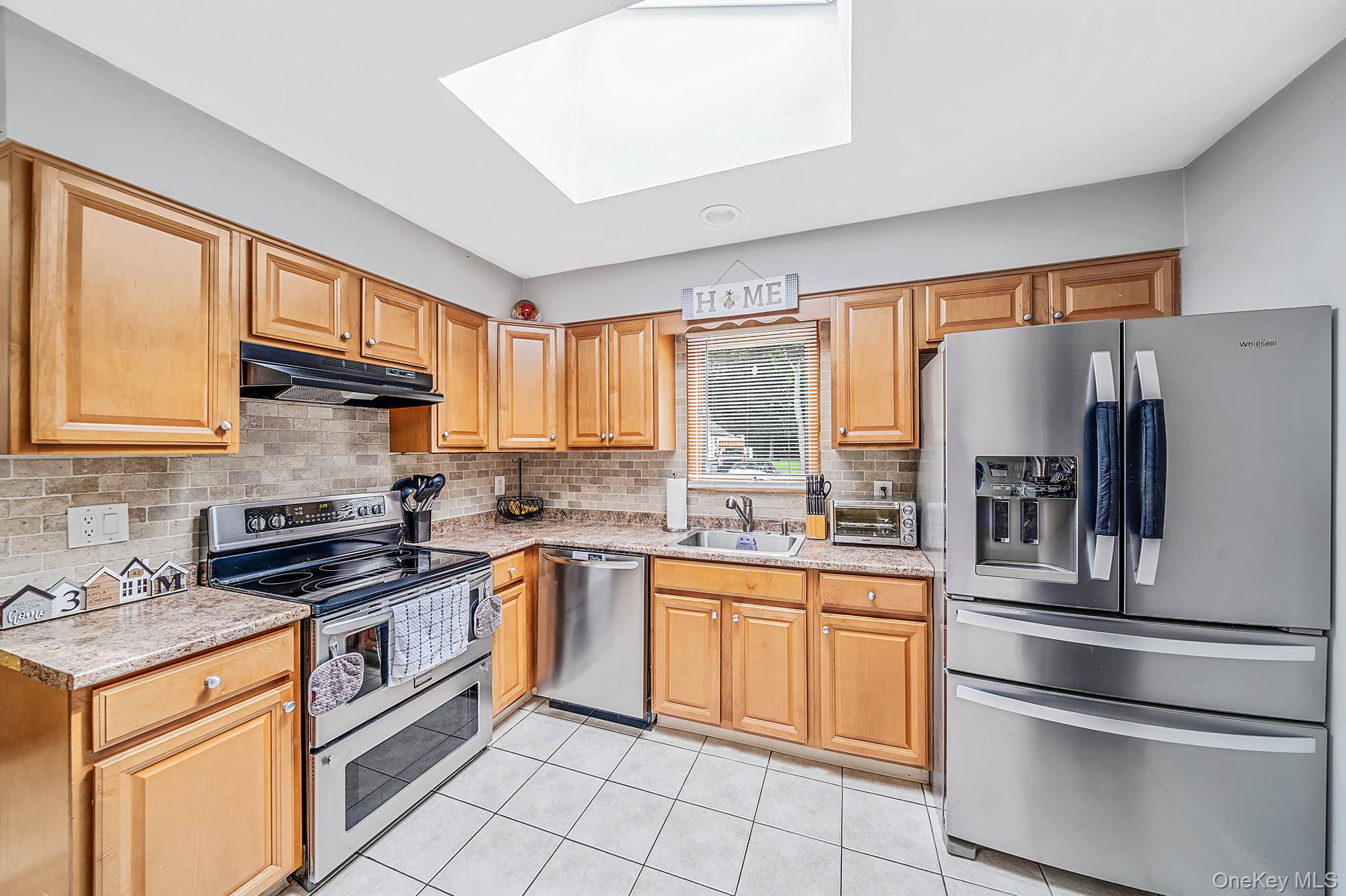 43 Wavecrest Drive – For Sale photo 9