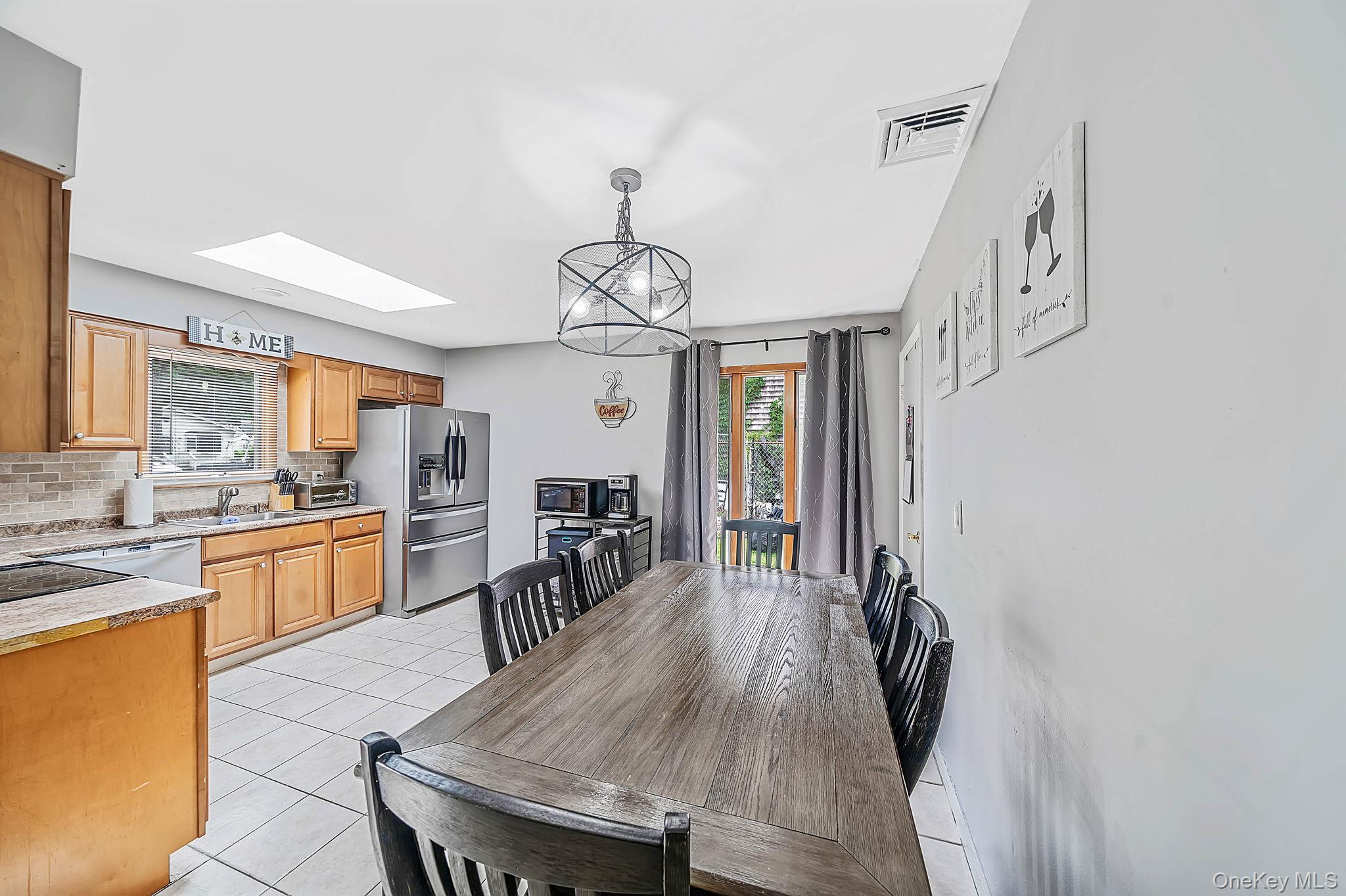 43 Wavecrest Drive – For Sale photo 7