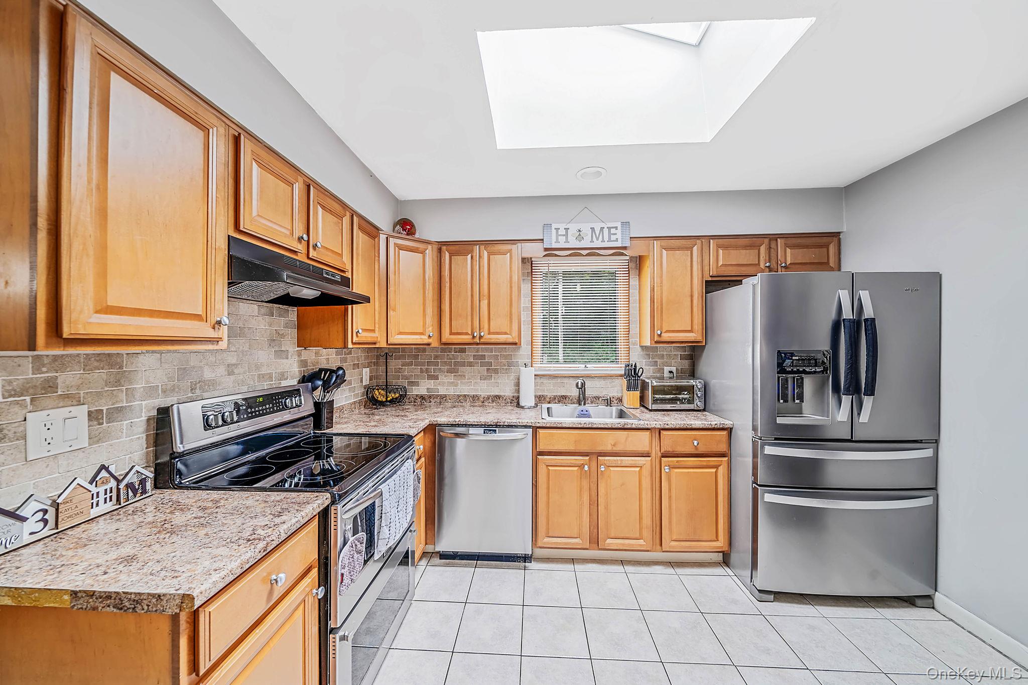 43 Wavecrest Drive – For Sale photo 10
