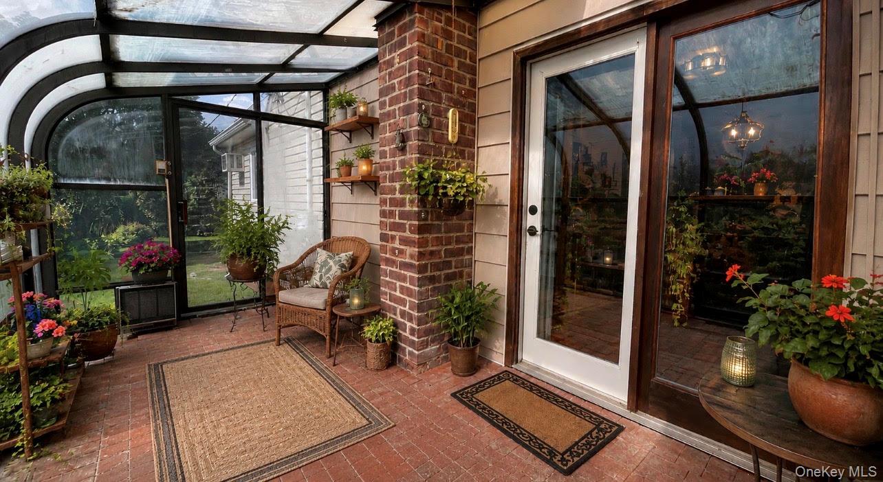 3995 New Road – For Sale photo 13