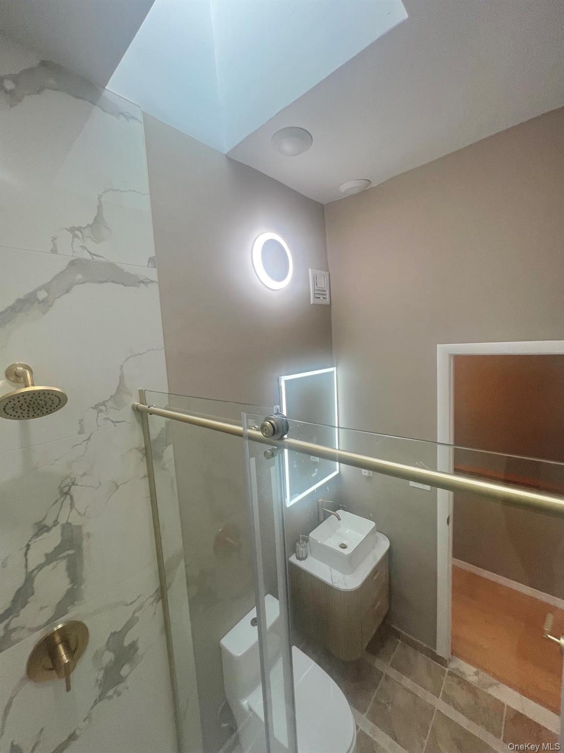 1 Anchorage Way, Unit 702 photo 18
