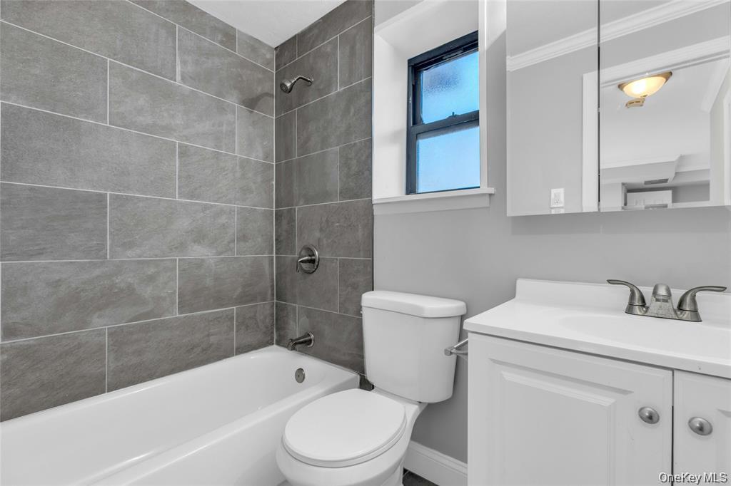 99 Newbrook Lane, Unit 99 photo 6
