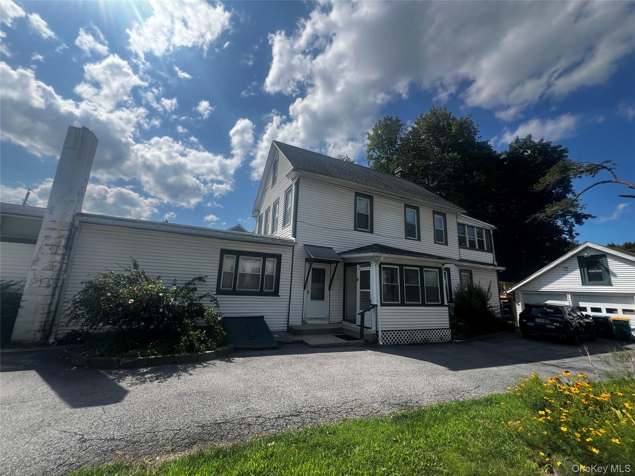 29 Lake Street – For Rent
