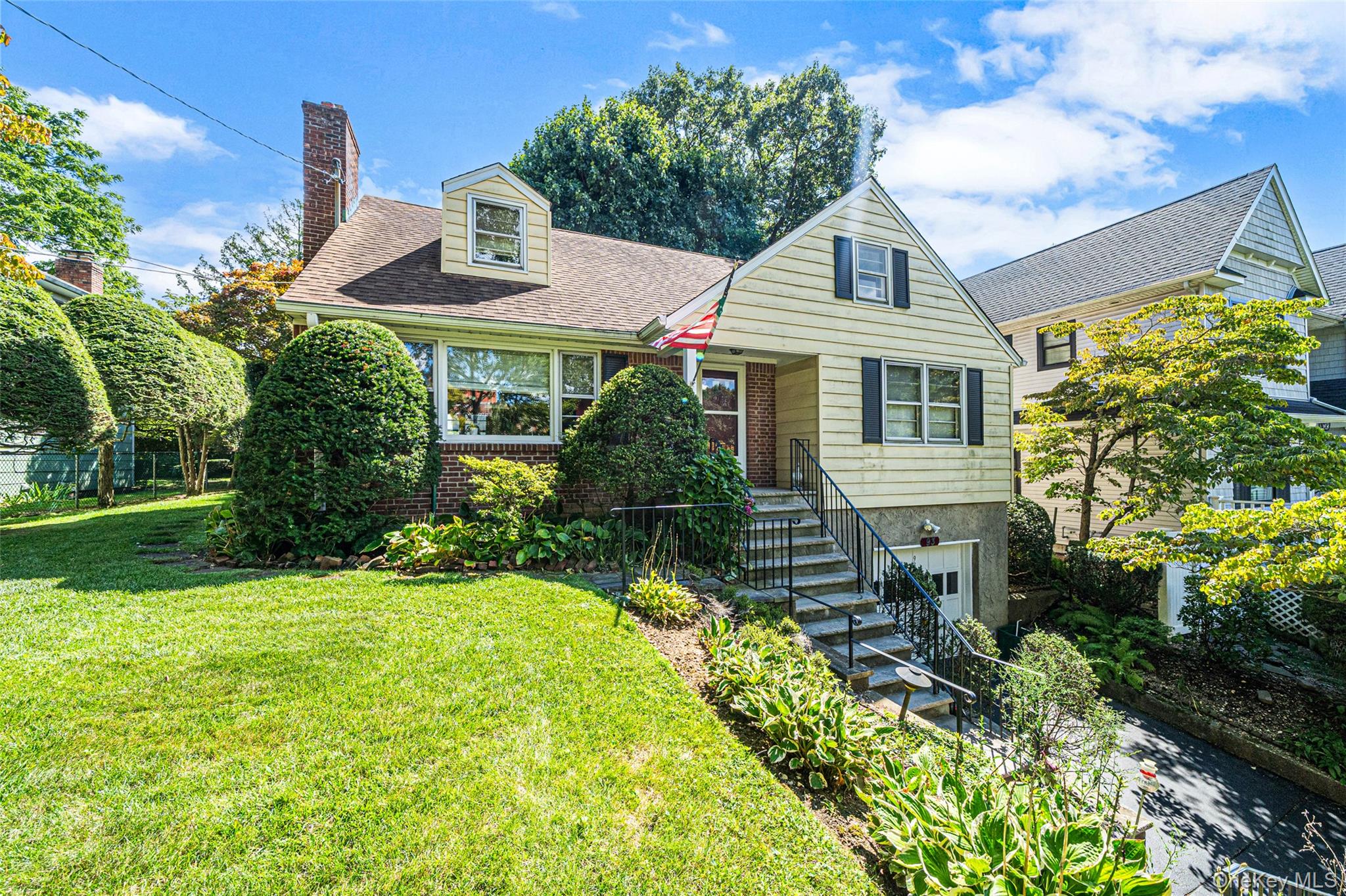 93 Avenue C – For Sale photo 3