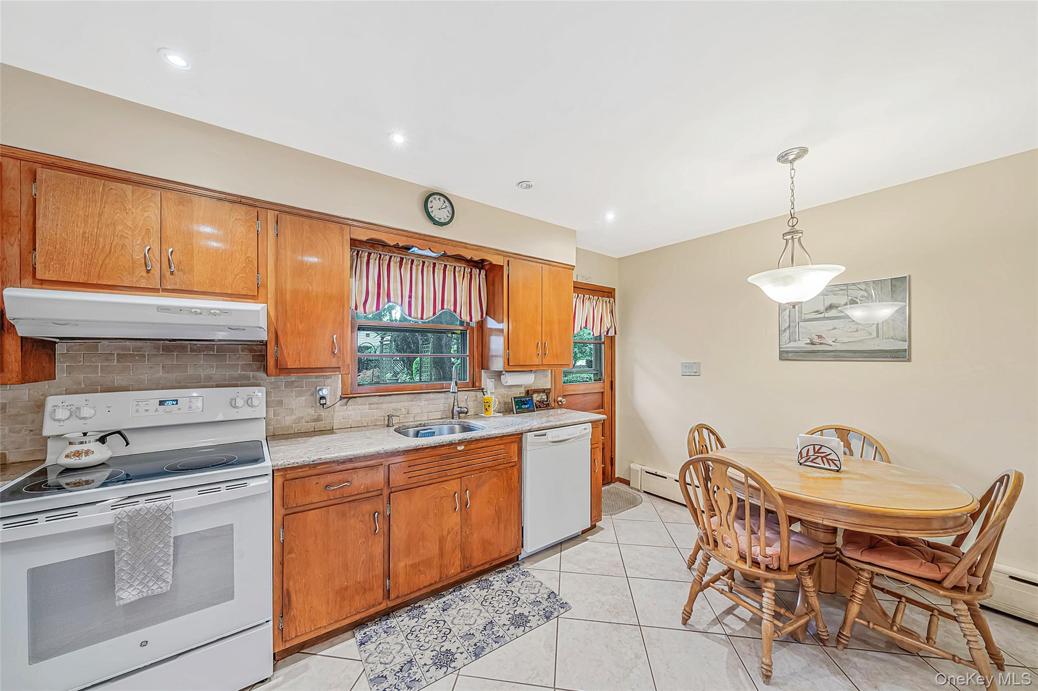 93 Avenue C – For Sale photo 23