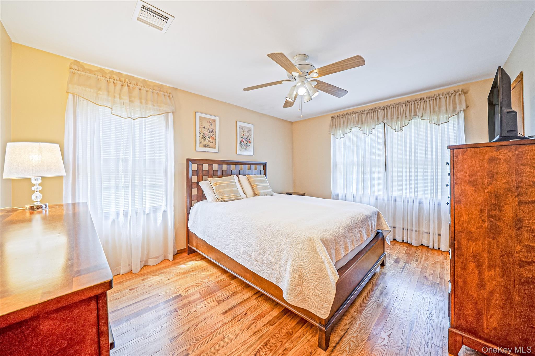 93 Avenue C – For Sale photo 31