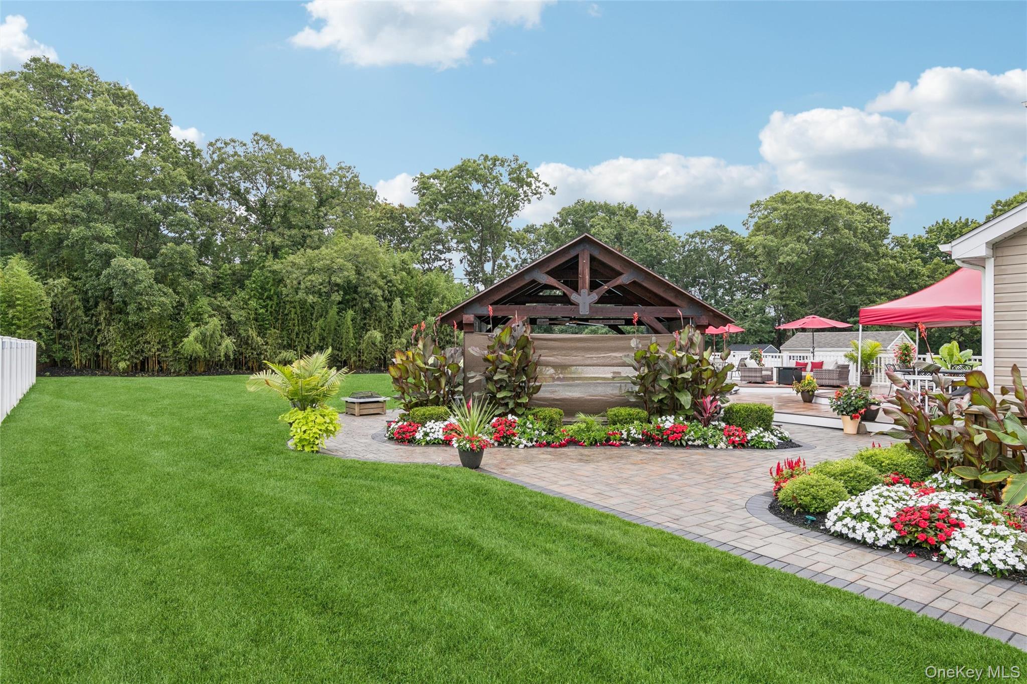 406 Carnation Drive – For Sale photo 29