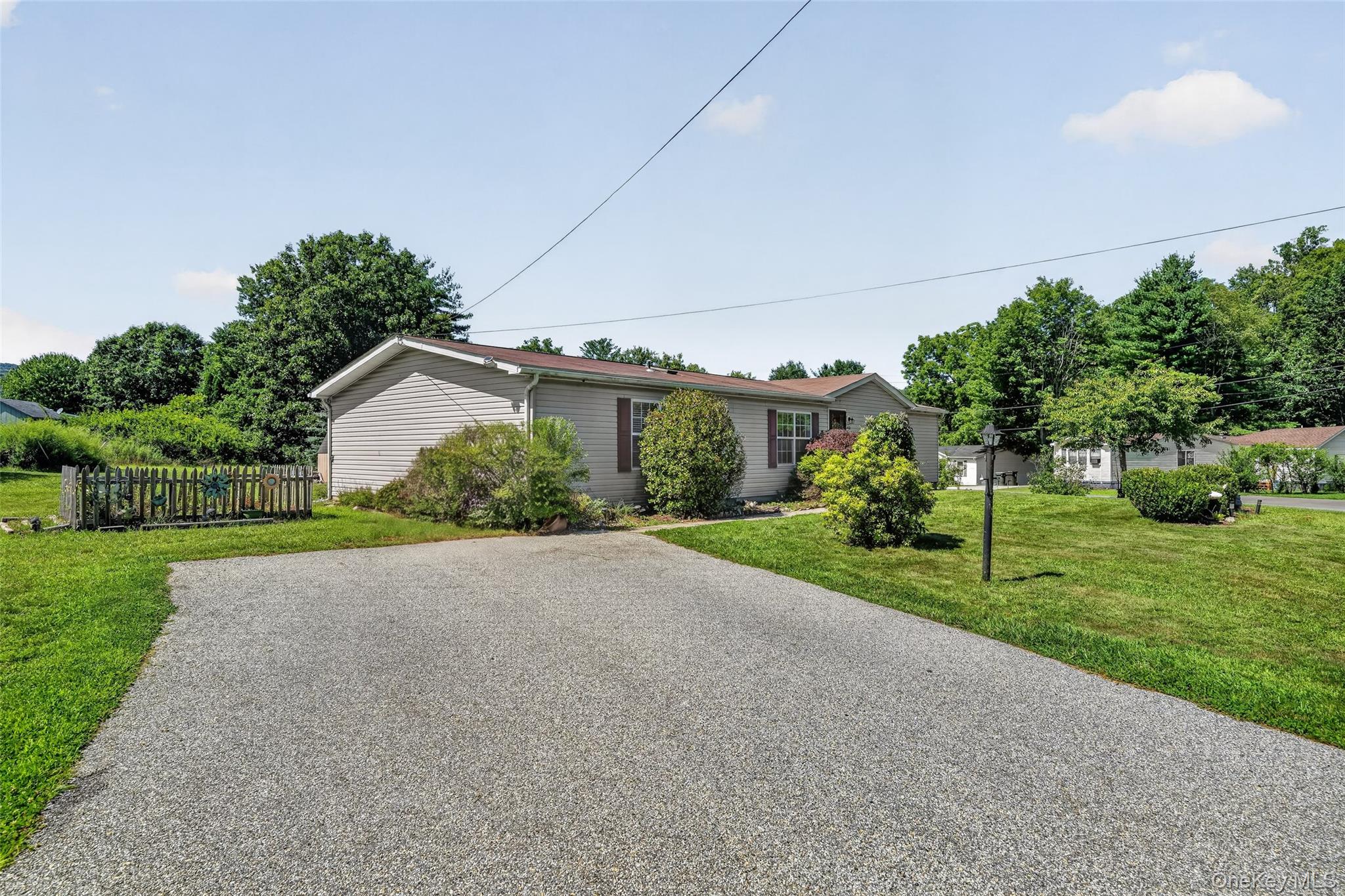 43 Palm Dr – For Sale photo 5