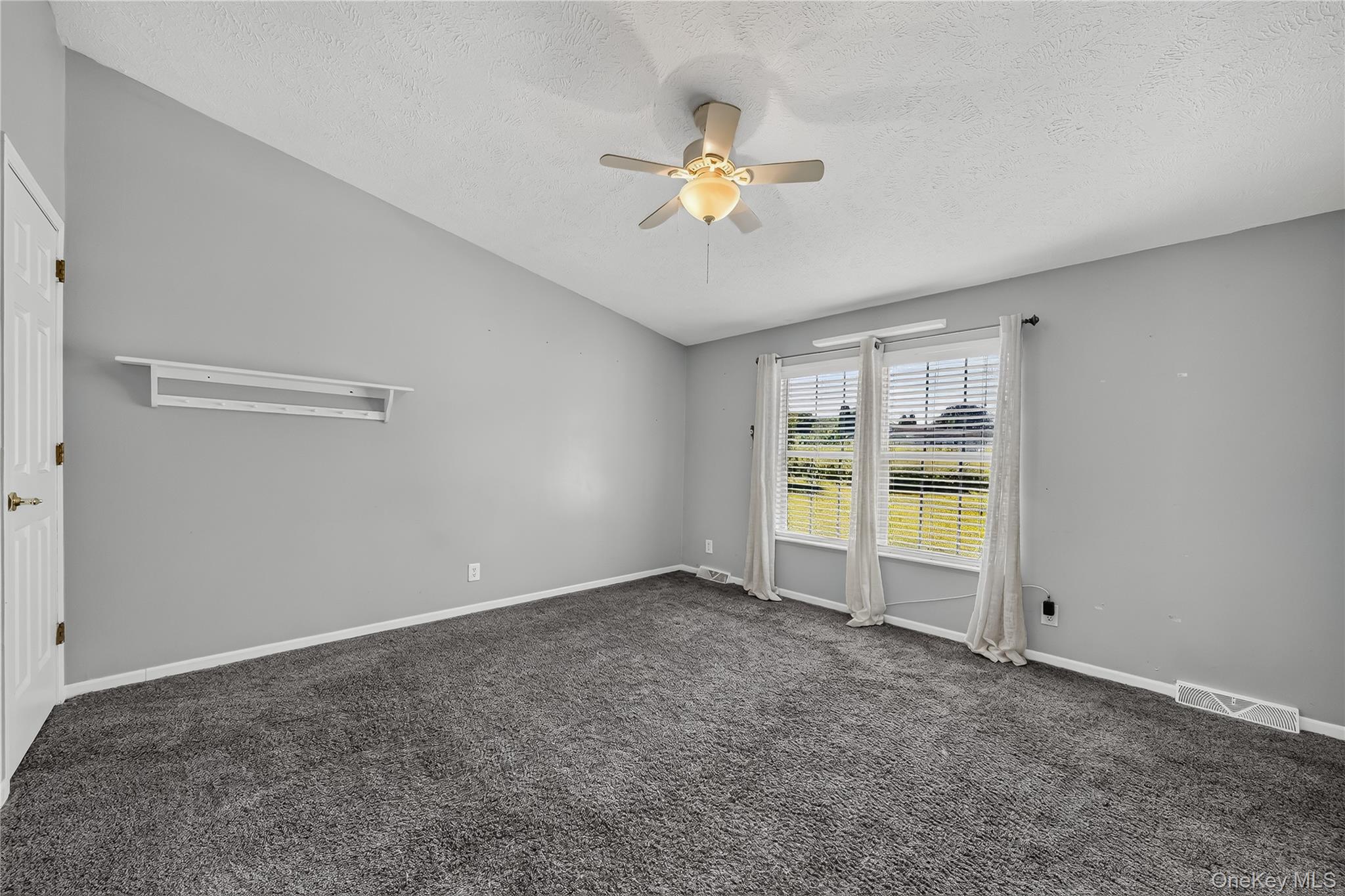 43 Palm Dr – For Sale photo 32