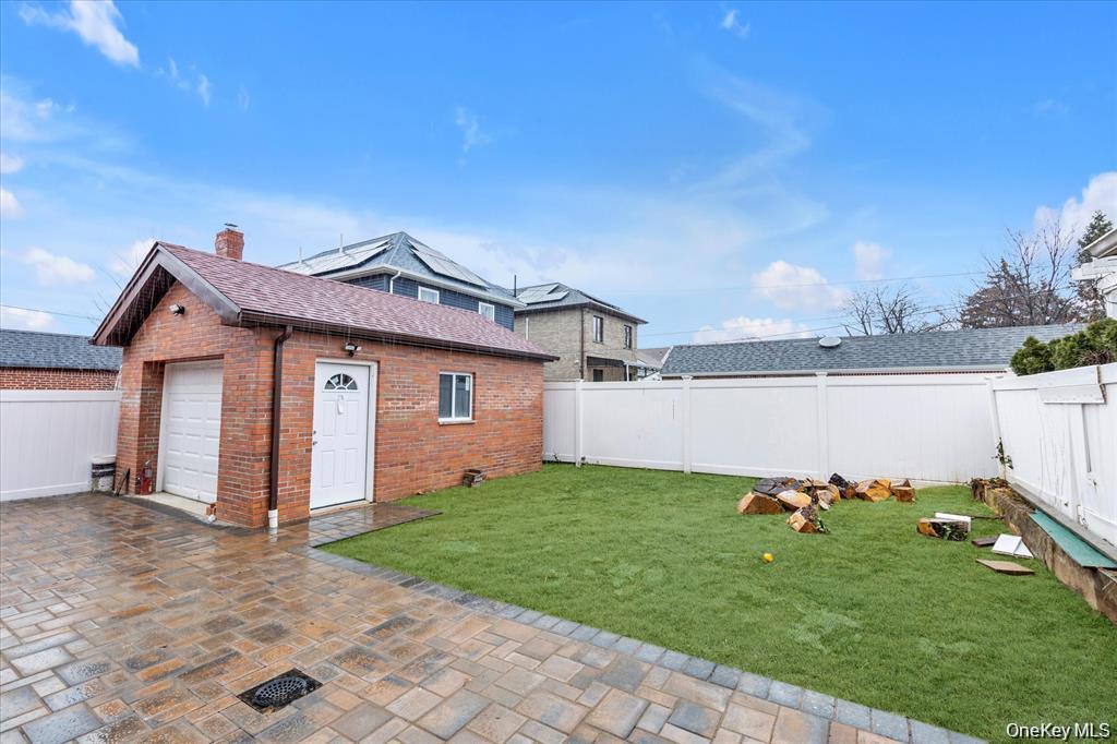 27-09 Utopia Parkway – For Sale photo 17