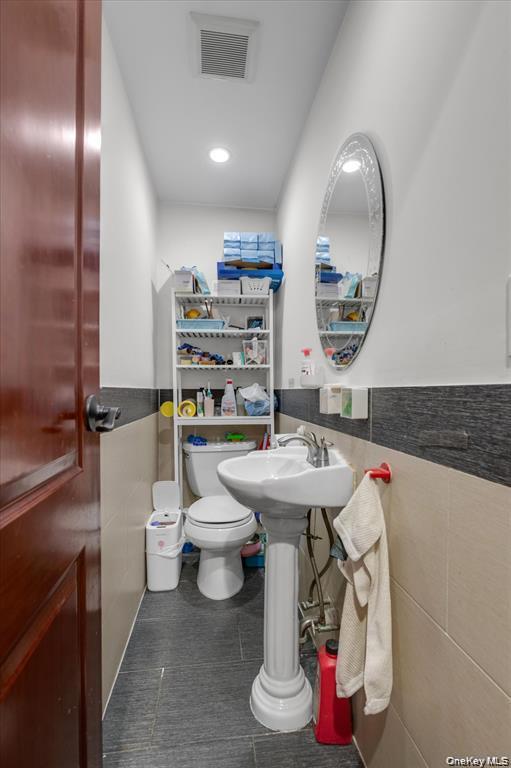 6906 Fresh Meadow Lane – For Sale photo 8